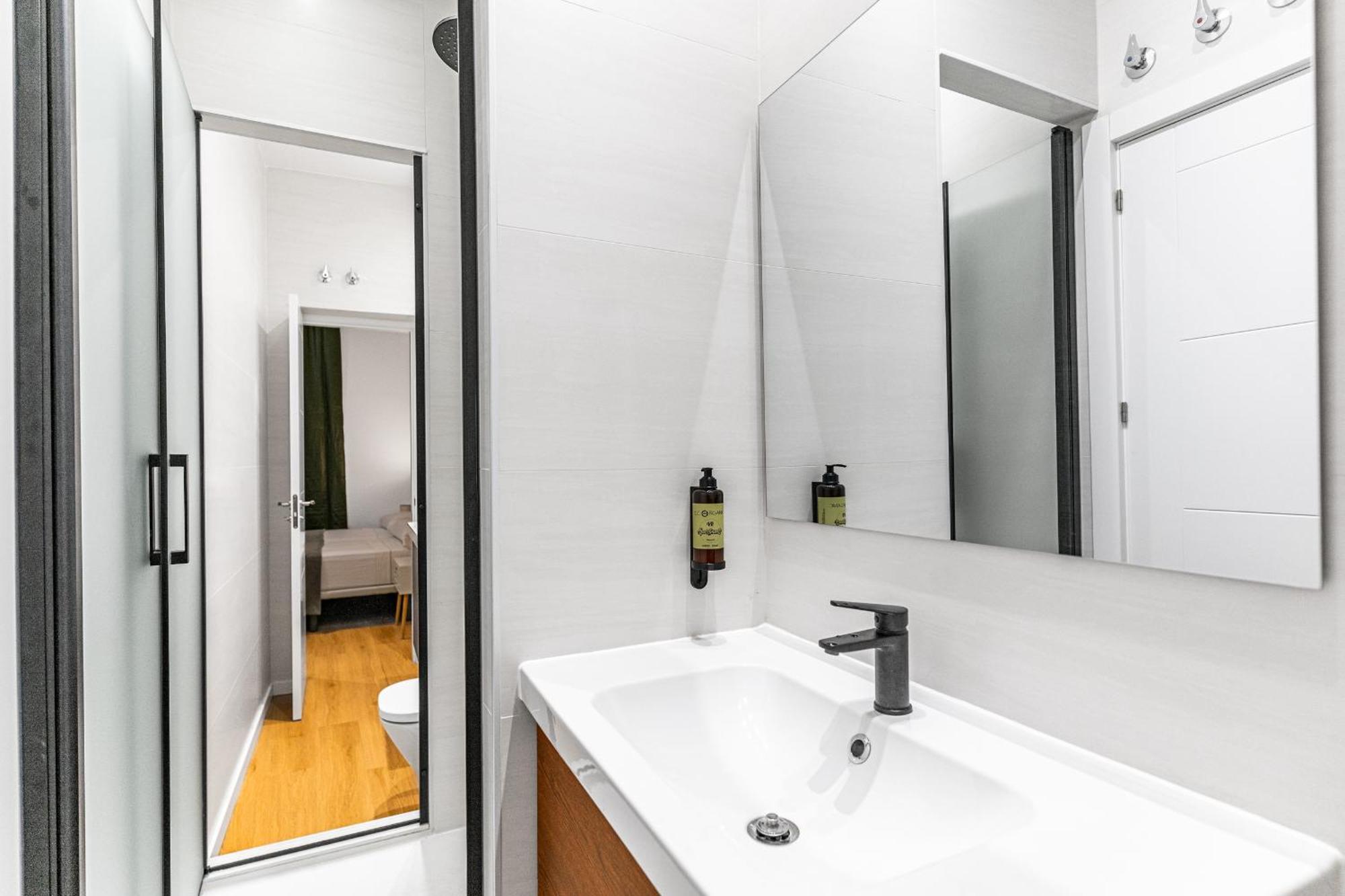 Vr Jeronima Apartments Madrid Exterior photo